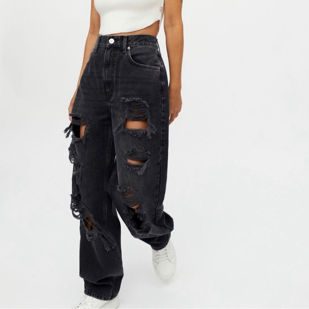 BDG yrban outfitters high waist baggy ripped jeans